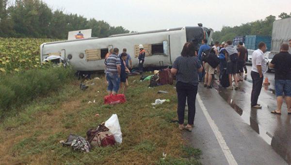 Пятерых пострадавших в ДТП ставропольцев эвакуируют из Ростовской области